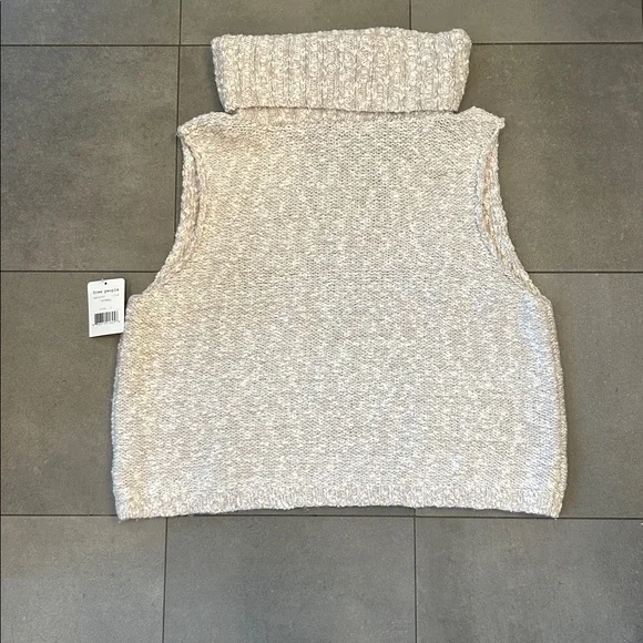Free People Exaggerated Turtle Neck Sleeveless Sweater in Oatmeal - Picture 2 of 8